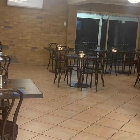 Wild Scotsman Motor Inn Gin Gin Qld מראה חיצוני תמונה