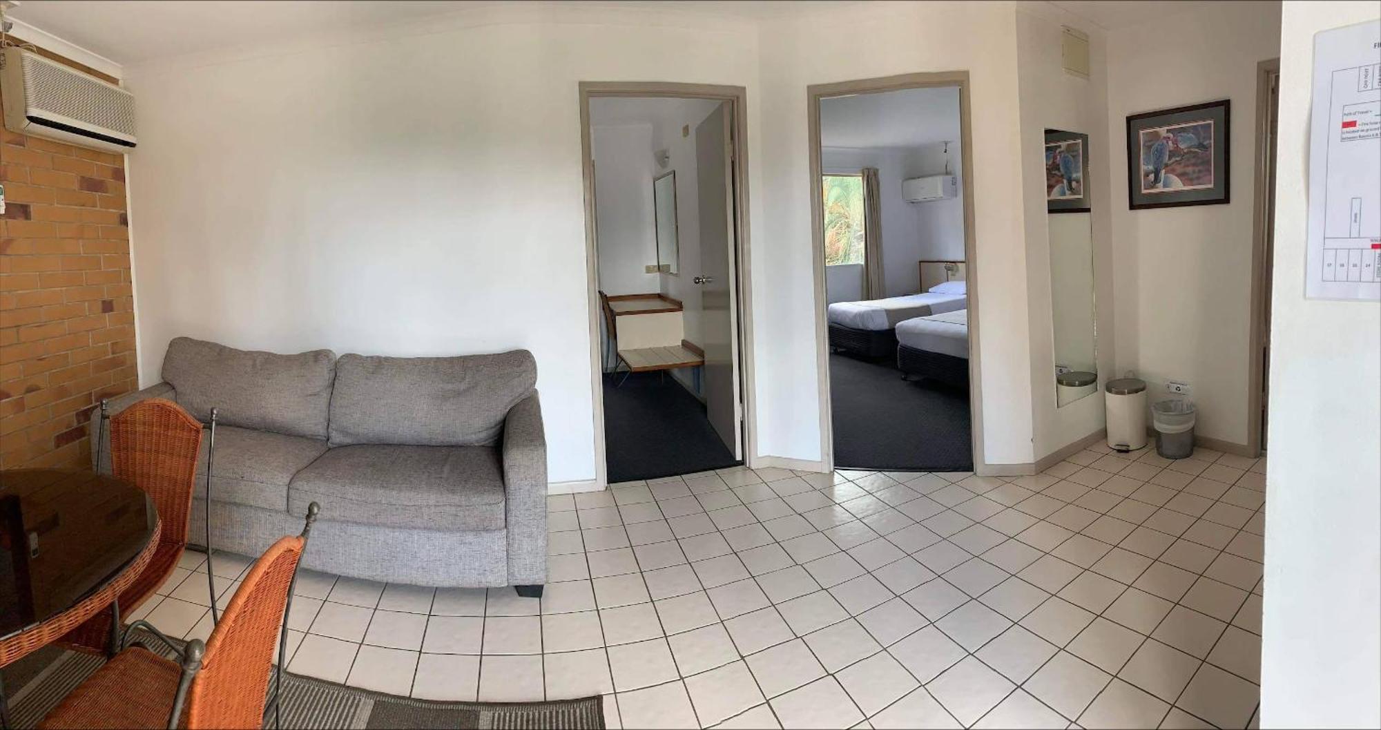 Wild Scotsman Motor Inn Gin Gin Qld מראה חיצוני תמונה