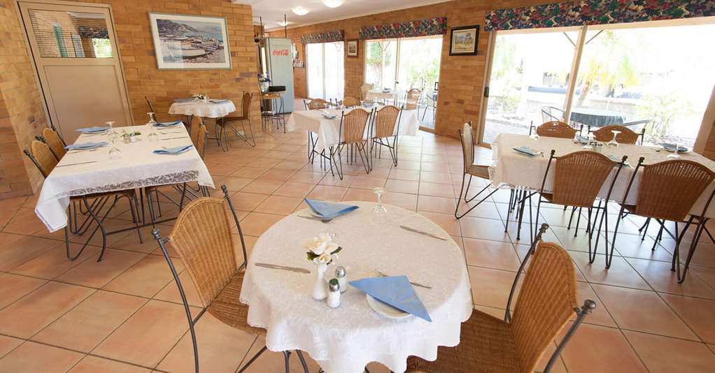 Wild Scotsman Motor Inn Gin Gin Qld מסעדה תמונה